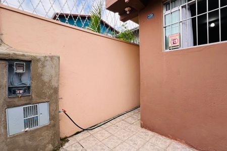 Casa à venda com 155m², 4 quartos e 2 vagas Casa à venda com 155m², 4 quartos e 2 vagasGaragem