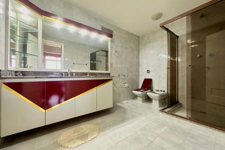 Apartamento à venda com 250m², 3 quartos e 2 vagasBanheiro - Suite 3