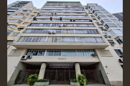 Apartamento à venda com 250m², 3 quartos e 2 vagasFachada