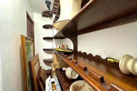 Apartamento à venda com 250m², 3 quartos e 2 vagasAdega