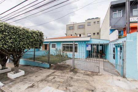 Casa à venda com 110m², 2 quartos e 3 vagasFachada e Placa