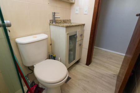 Apartamento à venda com 80m², 3 quartos e 1 vaga Apartamento à venda com 80m², 3 quartos e 1 vagaBanheiro Social