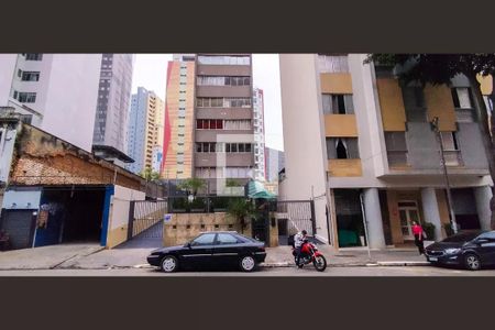Apartamento à venda com 35m², 1 quarto e 1 vaga Apartamento à venda com 35m², 1 quarto e 1 vagaFachada
