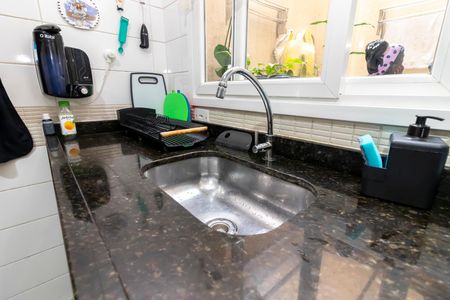 Casa de condomínio à venda com 60m², 2 quartos e 1 vaga Casa de condomínio à venda com 60m², 2 quartos e 1 vagaCozinha