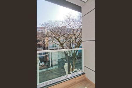 Casa à venda com 146m², 2 quartos e 4 vagas Casa à venda com 146m², 2 quartos e 4 vagasVaranda