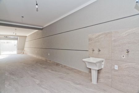 Casa à venda com 146m², 2 quartos e 4 vagas Casa à venda com 146m², 2 quartos e 4 vagasÁrea de Serviço