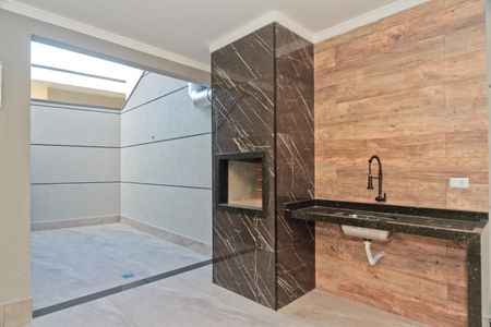 Casa à venda com 146m², 2 quartos e 4 vagas Casa à venda com 146m², 2 quartos e 4 vagasÁrea externa