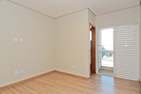 Casa à venda com 146m², 2 quartos e 4 vagas Casa à venda com 146m², 2 quartos e 4 vagasSuíte 2