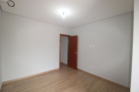 Casa à venda com 146m², 2 quartos e 4 vagasQuarto 2