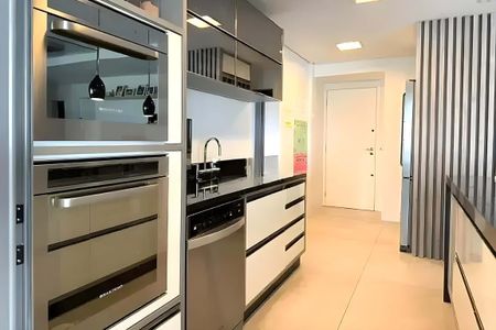 Apartamento à venda com 173m², 4 quartos e 3 vagas