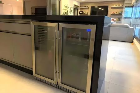 Apartamento à venda com 173m², 4 quartos e 3 vagas