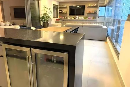 Apartamento à venda com 173m², 4 quartos e 3 vagas