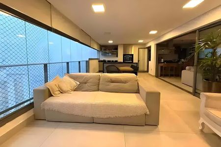 Apartamento à venda com 173m², 4 quartos e 3 vagas