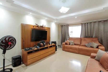 Casa de condomínio à venda com 200m², 4 quartos e 2 vagas Casa de condomínio à venda com 200m², 4 quartos e 2 vagasSala