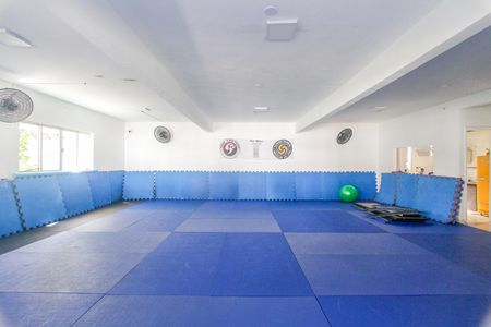 Casa de condomínio à venda com 200m², 4 quartos e 2 vagas Casa de condomínio à venda com 200m², 4 quartos e 2 vagasÁrea comum - Tatame