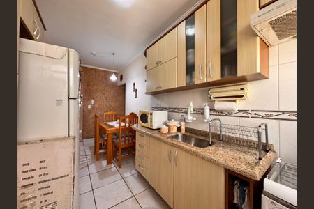 Apartamento à venda com 64m², 2 quartos e 2 vagas Apartamento à venda com 64m², 2 quartos e 2 vagasCozinha