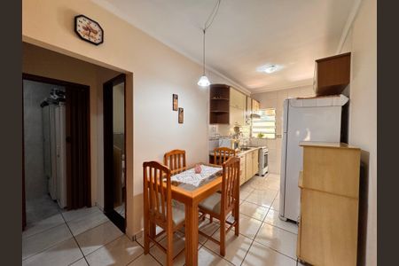 Apartamento à venda com 64m², 2 quartos e 2 vagas Apartamento à venda com 64m², 2 quartos e 2 vagasCozinha