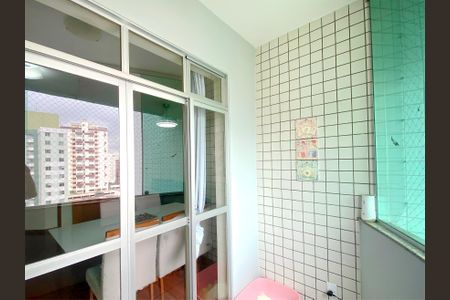 Apartamento à venda com 99m², 3 quartos e 3 vagas Apartamento à venda com 99m², 3 quartos e 3 vagasVaranda da Sala