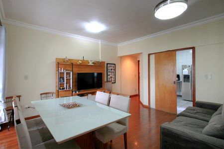 Apartamento à venda com 99m², 3 quartos e 3 vagasSala