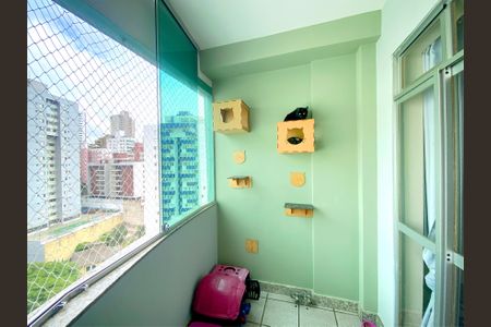 Apartamento à venda com 99m², 3 quartos e 3 vagas Apartamento à venda com 99m², 3 quartos e 3 vagasVaranda da Sala