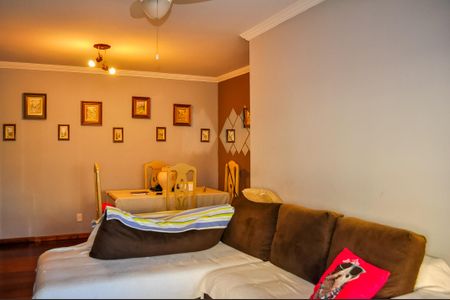 Apartamento à venda com 98m², 1 quarto e 2 vagas Apartamento à venda com 98m², 1 quarto e 2 vagasSala