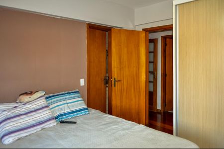 Apartamento à venda com 98m², 1 quarto e 2 vagas Apartamento à venda com 98m², 1 quarto e 2 vagasQuarto 1