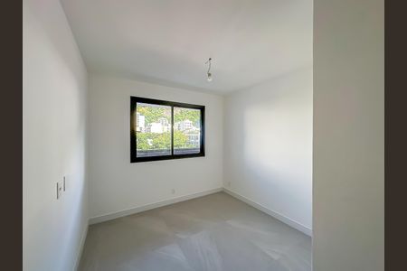Apartamento à venda com 167m², 3 quartos e 1 vaga Apartamento à venda com 167m², 3 quartos e 1 vagaSuíte 2