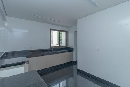 Apartamento à venda com 142m², 4 quartos e 3 vagasCozinha