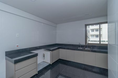 Apartamento à venda com 142m², 4 quartos e 3 vagasCozinha
