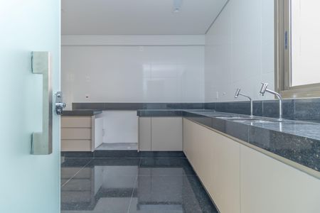 Apartamento à venda com 142m², 4 quartos e 3 vagasCozinha