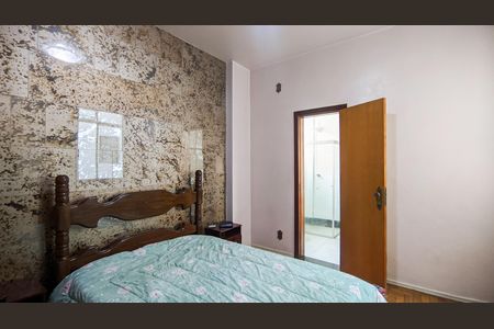 Apartamento à venda com 180m², 4 quartos e 1 vaga Apartamento à venda com 180m², 4 quartos e 1 vagaSuíte