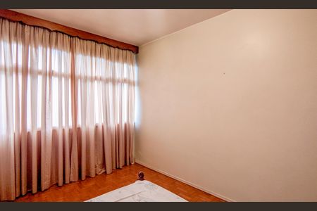 Apartamento à venda com 180m², 4 quartos e 1 vaga Apartamento à venda com 180m², 4 quartos e 1 vagaQuarto 1