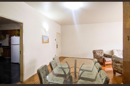 Apartamento à venda com 180m², 4 quartos e 1 vaga Apartamento à venda com 180m², 4 quartos e 1 vagaSala