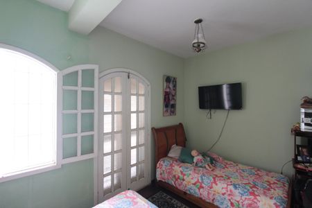 Casa à venda com 180m², 3 quartos e 2 vagasQuarto 1