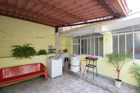 Casa à venda com 180m², 3 quartos e 2 vagasCasa 2 | Área de Serviço