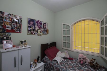 Casa à venda com 180m², 3 quartos e 2 vagasQuarto 2