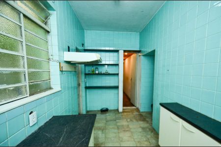 Apartamento à venda com 104m², 3 quartos e 2 vagas Apartamento à venda com 104m², 3 quartos e 2 vagasCozinha 2