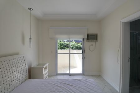 Apartamento para alugar com 183m², 4 quartos e 2 vagas Apartamento para alugar com 183m², 4 quartos e 2 vagasQuarto Suíte 1