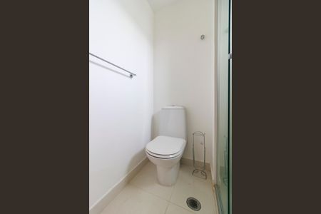 Apartamento à venda com 72m², 2 quartos e 2 vagas Apartamento à venda com 72m², 2 quartos e 2 vagasBanheiro