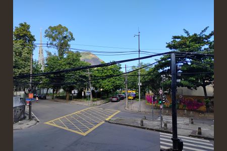 Apartamento à venda com 253m², 5 quartos e 2 vagas Apartamento à venda com 253m², 5 quartos e 2 vagasSala - vista