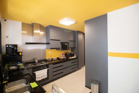 Apartamento à venda com 231m², 4 quartos e 3 vagasCozinha