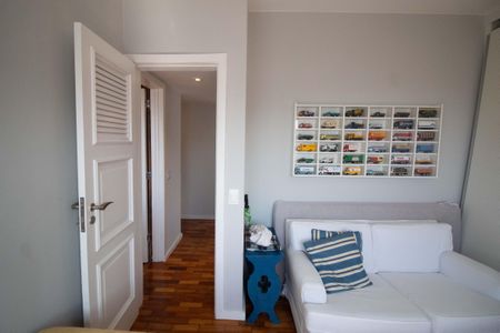 Apartamento à venda com 231m², 4 quartos e 3 vagasQuarto 2