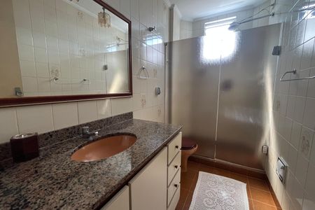 Apartamento para alugar com 158m², 3 quartos e 1 vagaBanheiro