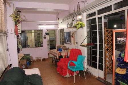 Casa à venda com 98m², 2 quartos e sem vagaVaranda