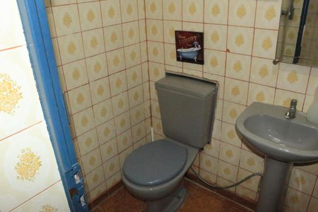 Casa à venda com 98m², 2 quartos e sem vagaBanheiro