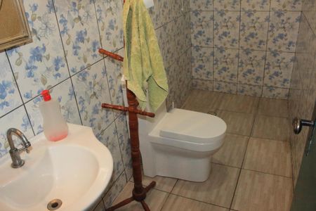 Casa à venda com 98m², 2 quartos e sem vagaBanheiro da Suíte