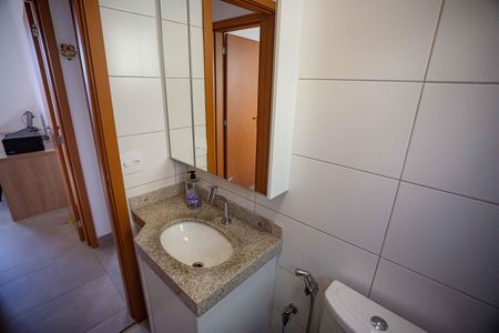 Apartamento à venda com 190m², 3 quartos e 3 vagasBanheiro Social