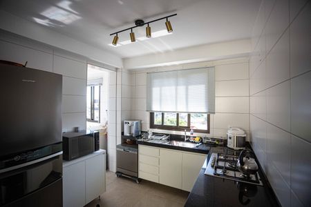 Apartamento à venda com 190m², 3 quartos e 3 vagasCozinha