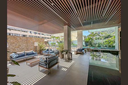 Apartamento à venda com 167m², 3 quartos e 1 vaga Apartamento à venda com 167m², 3 quartos e 1 vagaÁrea comum