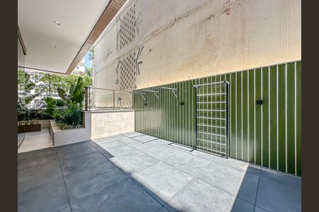 Apartamento à venda com 167m², 3 quartos e 1 vaga Apartamento à venda com 167m², 3 quartos e 1 vagaÁrea comum